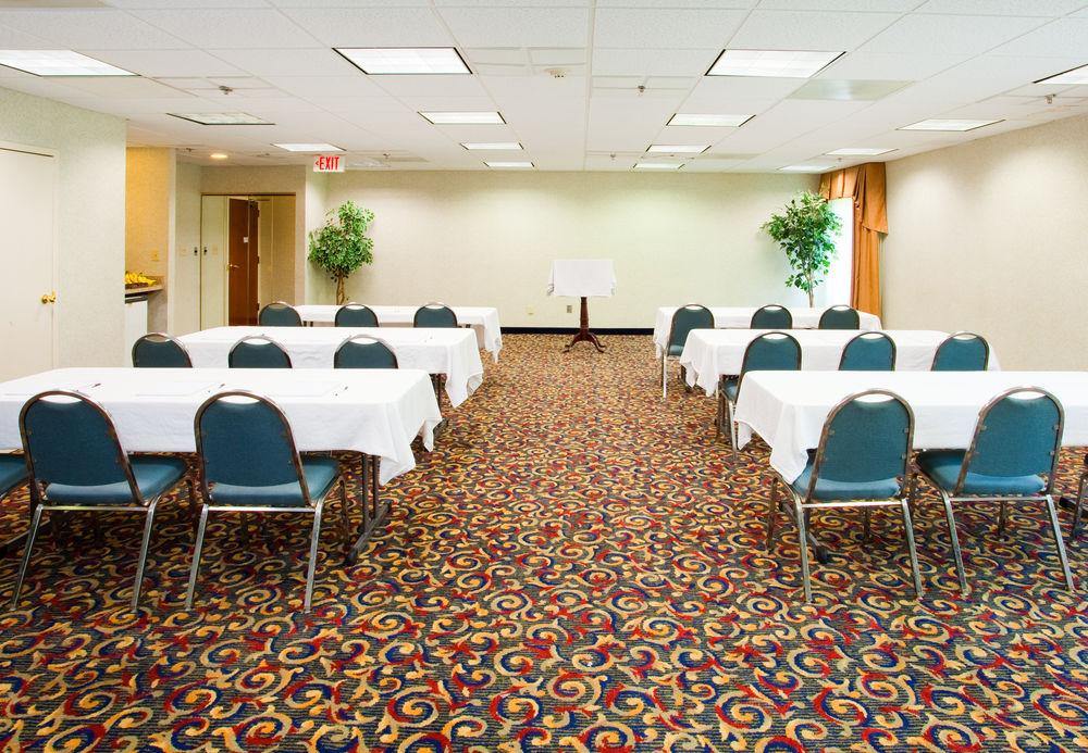 Holiday Inn Express Hillsborough-Durham Area By Ihg Εξωτερικό φωτογραφία