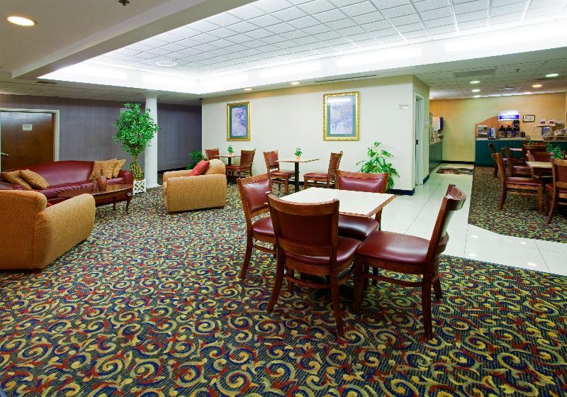 Holiday Inn Express Hillsborough-Durham Area By Ihg Εξωτερικό φωτογραφία